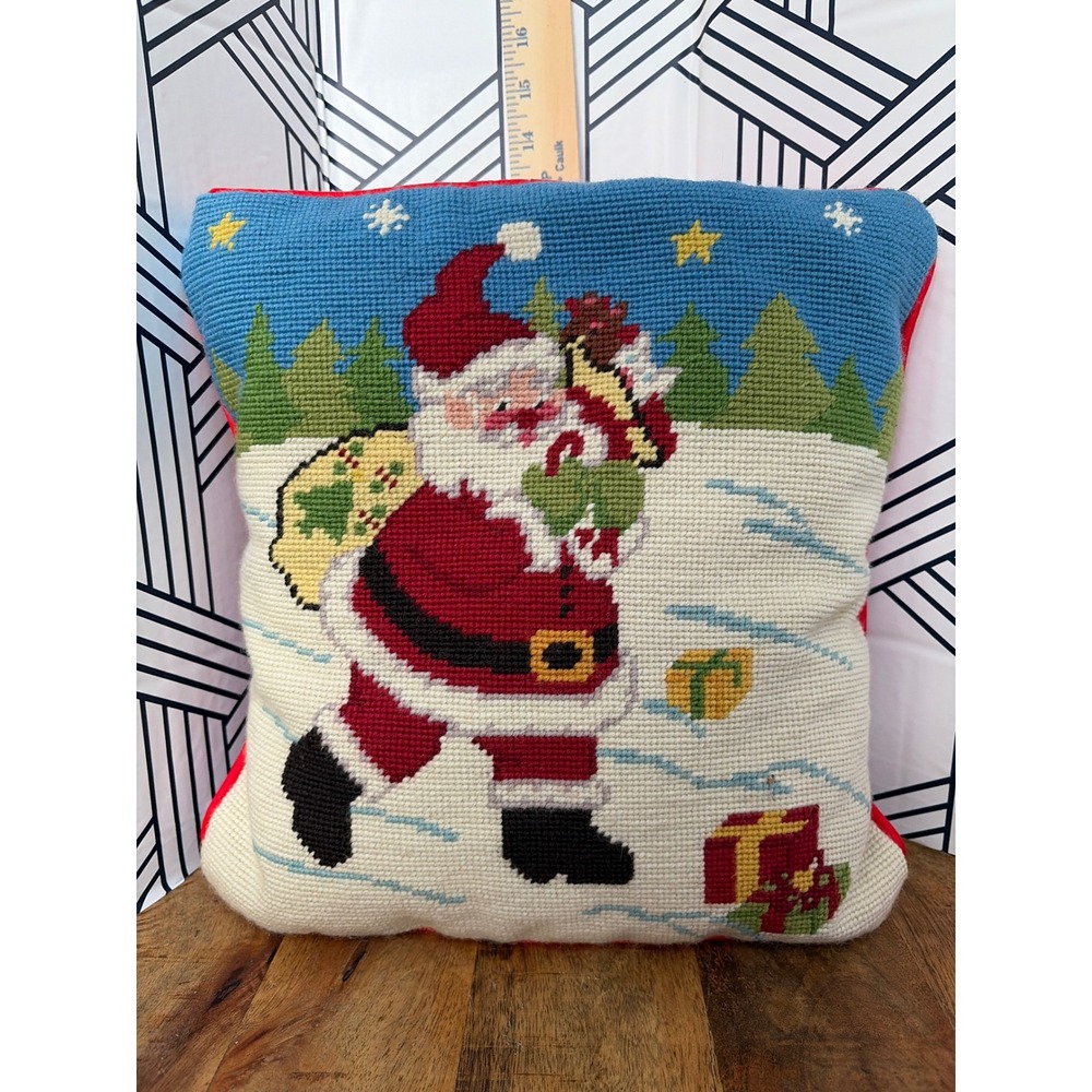Steinwinder Enterprises Santa Claus Needlepoint Christmas Throw Pillow 14x14